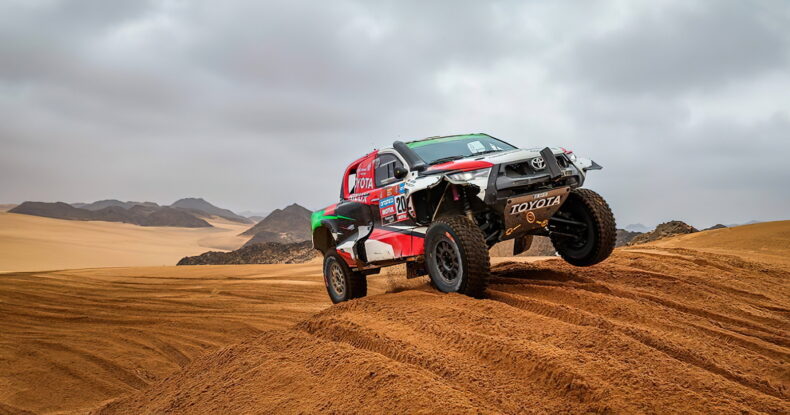 Dakar-2023: Yezid ər-Raci ilk qələbəsini qazanıb, Audi isə son maşınını da itirib