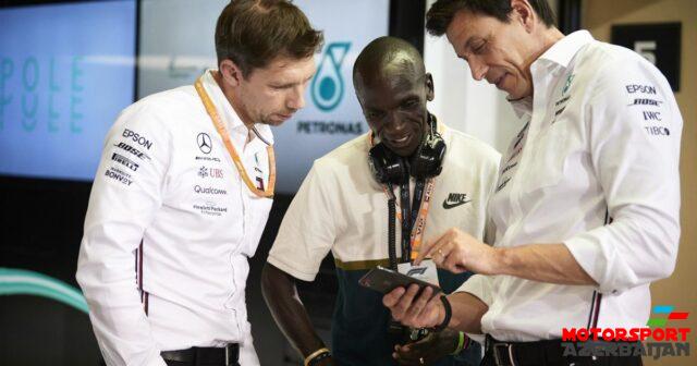 T.Volff Ceymsə təşəkkür edib T.Volff Ceymsə təşəkkür edib