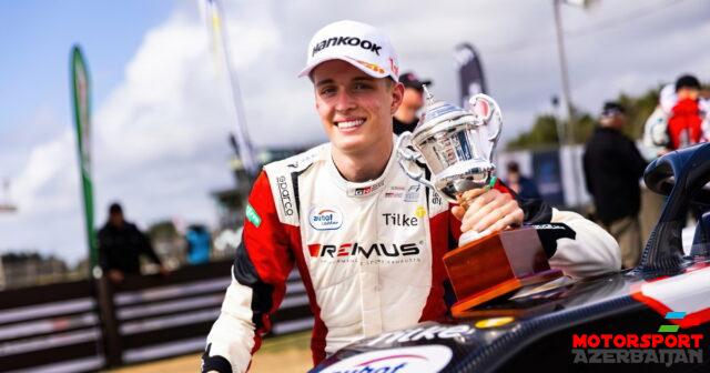 Çarli Vürs Yeni Zelandiyada iki qələbə qazanıb Çarli Vürs Yeni Zelandiyada iki qələbə qazanıb