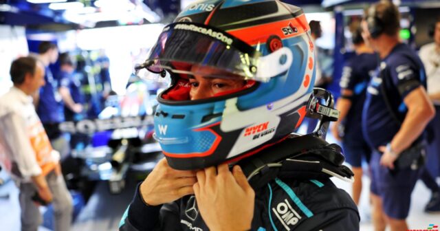 N.de Friz: Dəbilqəmdə Herenvenə aid atributlar var N.de Friz: Dəbilqəmdə Herenvenə aid atributlar var