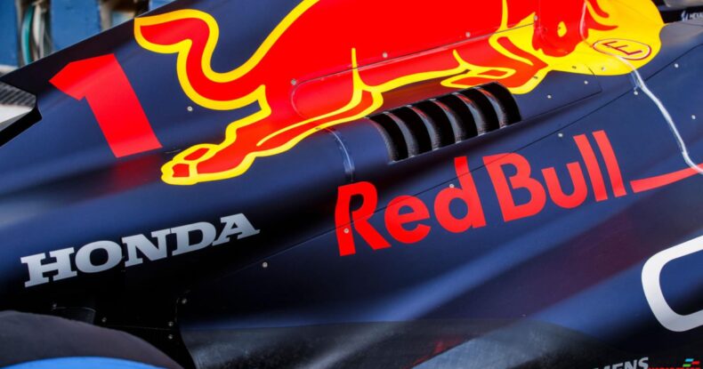 C.Batton: Red Bull-un işi asan olmayacaq