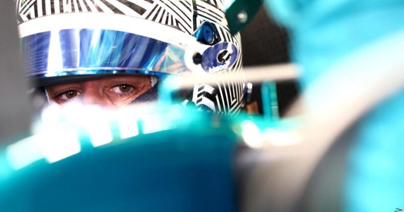 F.Alonso Aston Martin ilə testə çıxıb
