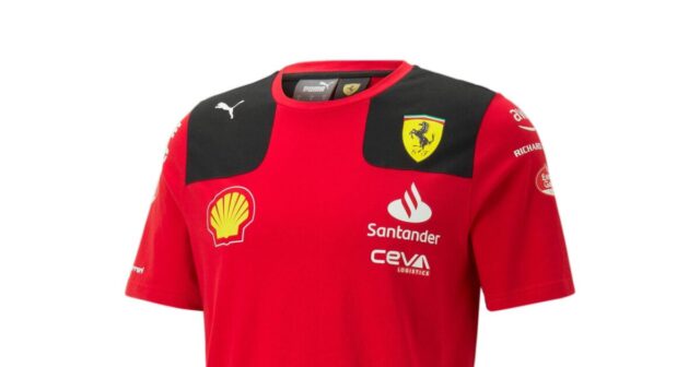 Ferrari yeni geyimlərini təqdim edib Ferrari yeni geyimlərini təqdim edib