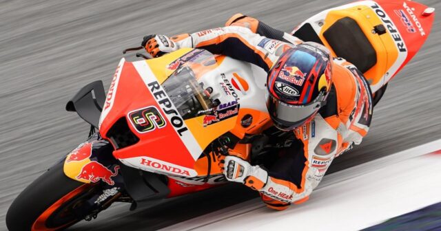 Honda Kaleks şassisindən istifadə etmir Honda Kaleks şassisindən istifadə etmir