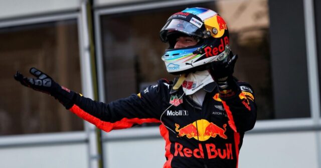 Bakı Şəhər Halqasında yaddaqalan anlar – Rikkardonun gerilərdən gəlib qalib olması Bakı Şəhər Halqasında yaddaqalan anlar – Rikkardonun gerilərdən gəlib qalib olması