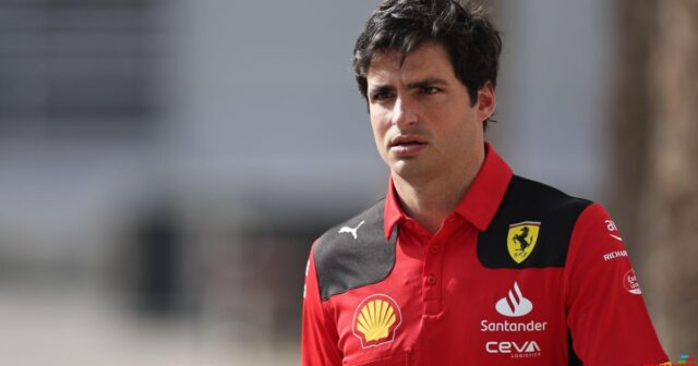 K.Sayns: Maşın hərtərəfli deyil K.Sayns: Maşın hərtərəfli deyil