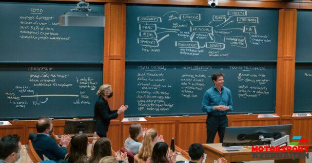 Volff Harvardda mühazirə deyəcək Volff Harvardda mühazirə deyəcək