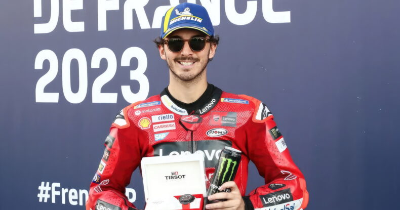 Banyaya son anda poulu ələ keçirib