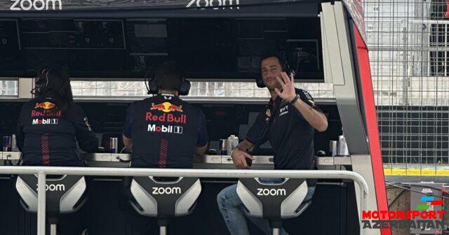 Rikkardo Ford-a kömək edib Rikkardo Ford-a kömək edib