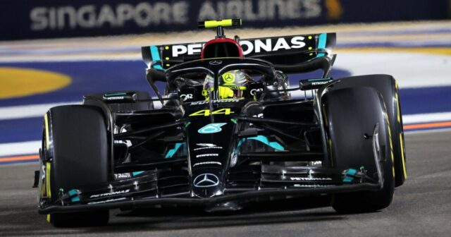 L.Həmilton: Lando ilə Karlosu təbrik edirəm L.Həmilton: Lando ilə Karlosu təbrik edirəm