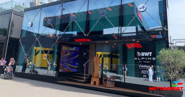 Briatore: İndi bizim motorhomumuz Kurşeveldəki kimi olub Briatore: İndi bizim motorhomumuz Kurşeveldəki kimi olub