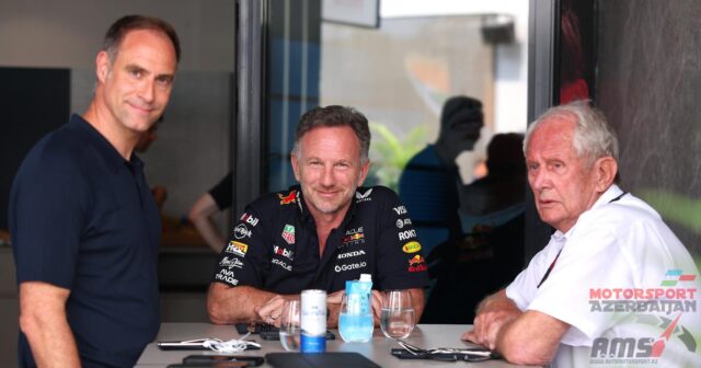 Red Bull-da Horneri son qələbələrdən sonra təbrik ediblər